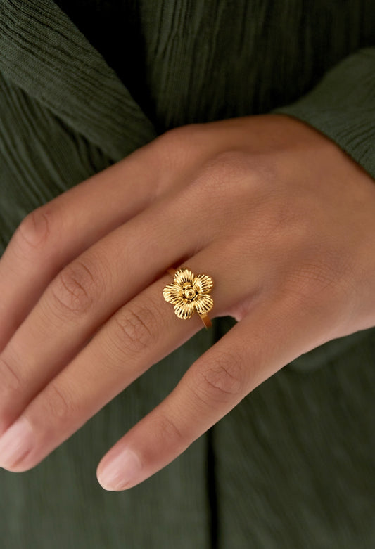 Daisy ring