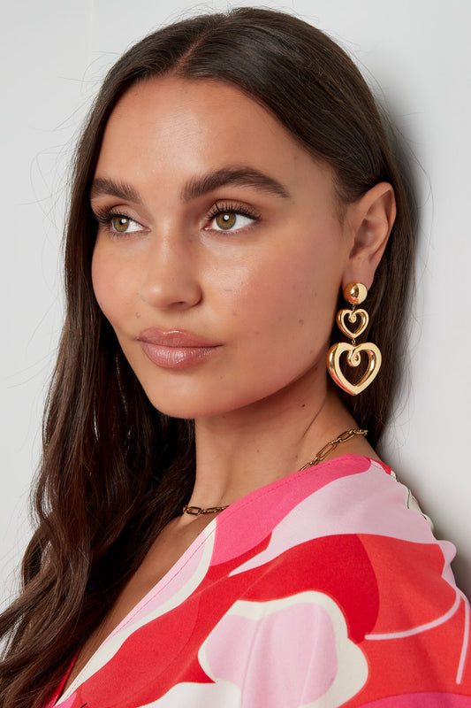 Statement oorbellen hartjes