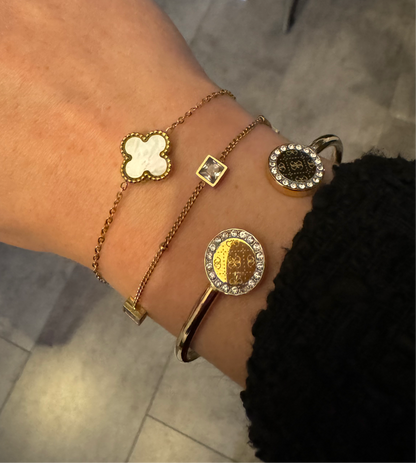 Clover armband wit