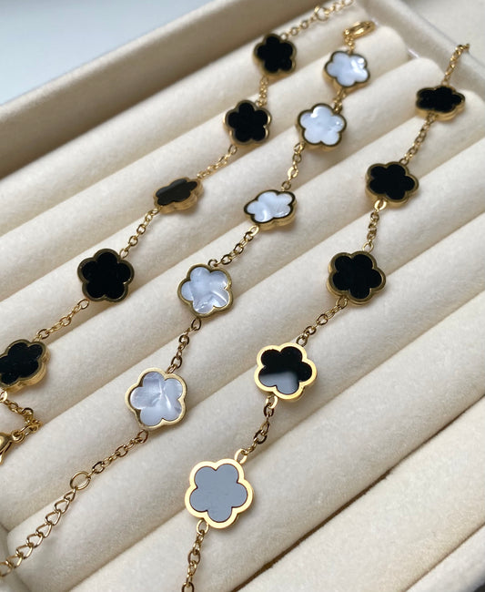 Clover armband parelmoer