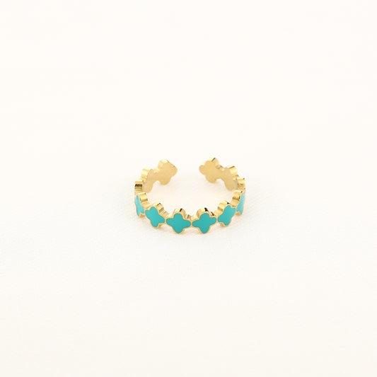 Clover ring