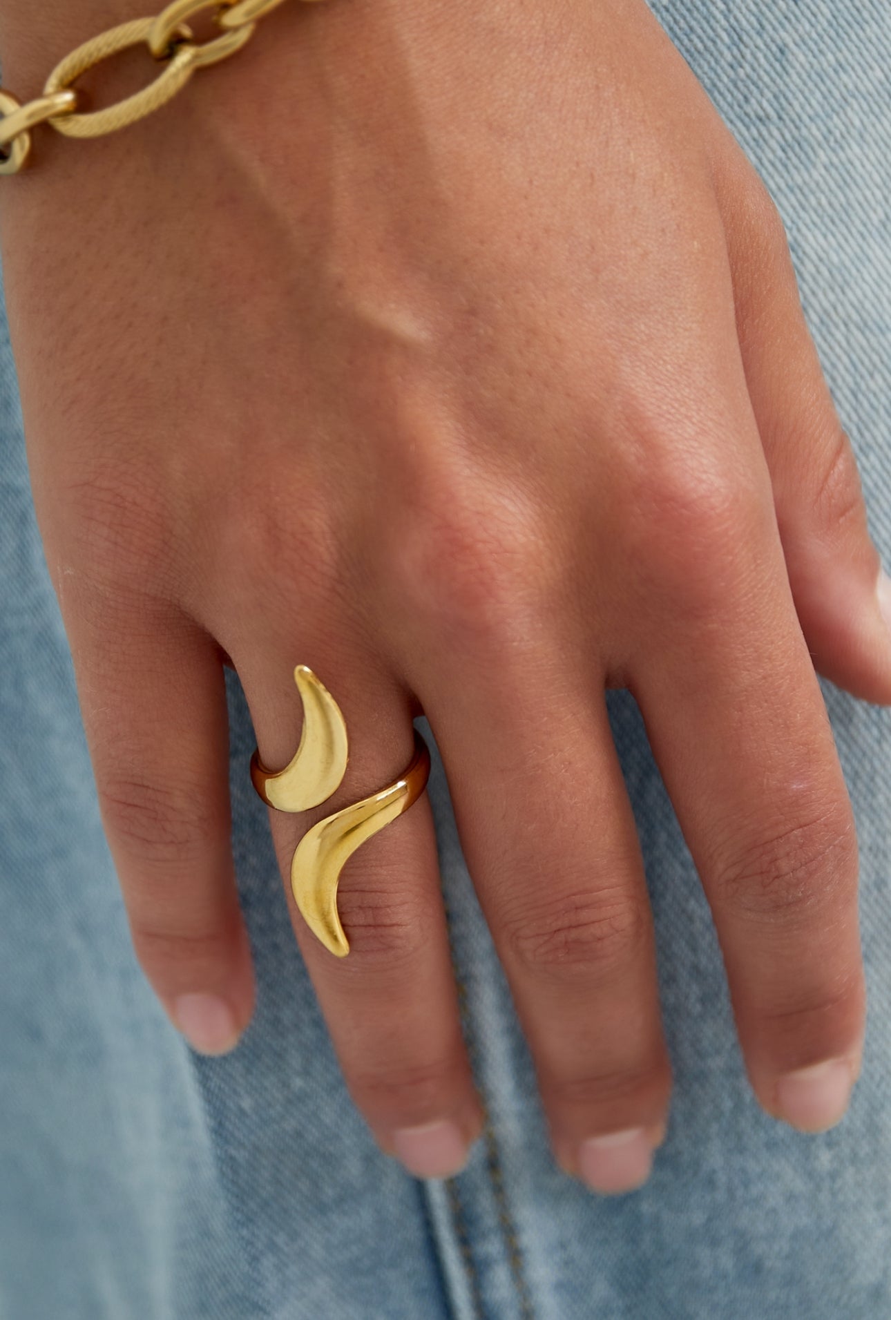 Ring swirl
