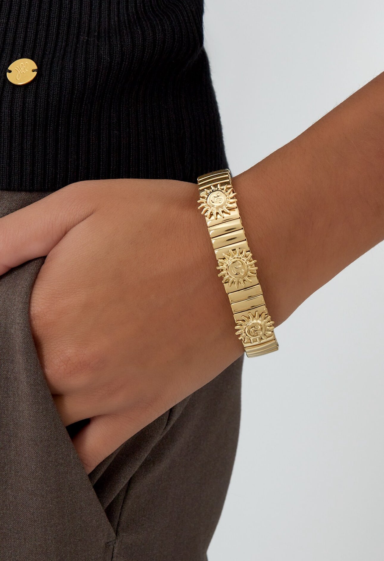 Statement armband met zonnetjes